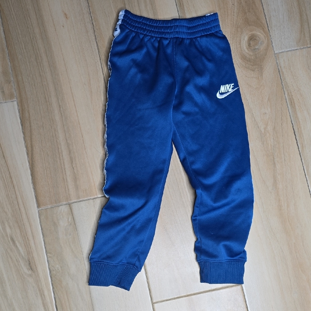 5/6 Nike Kids Royal Blue Sweatpants